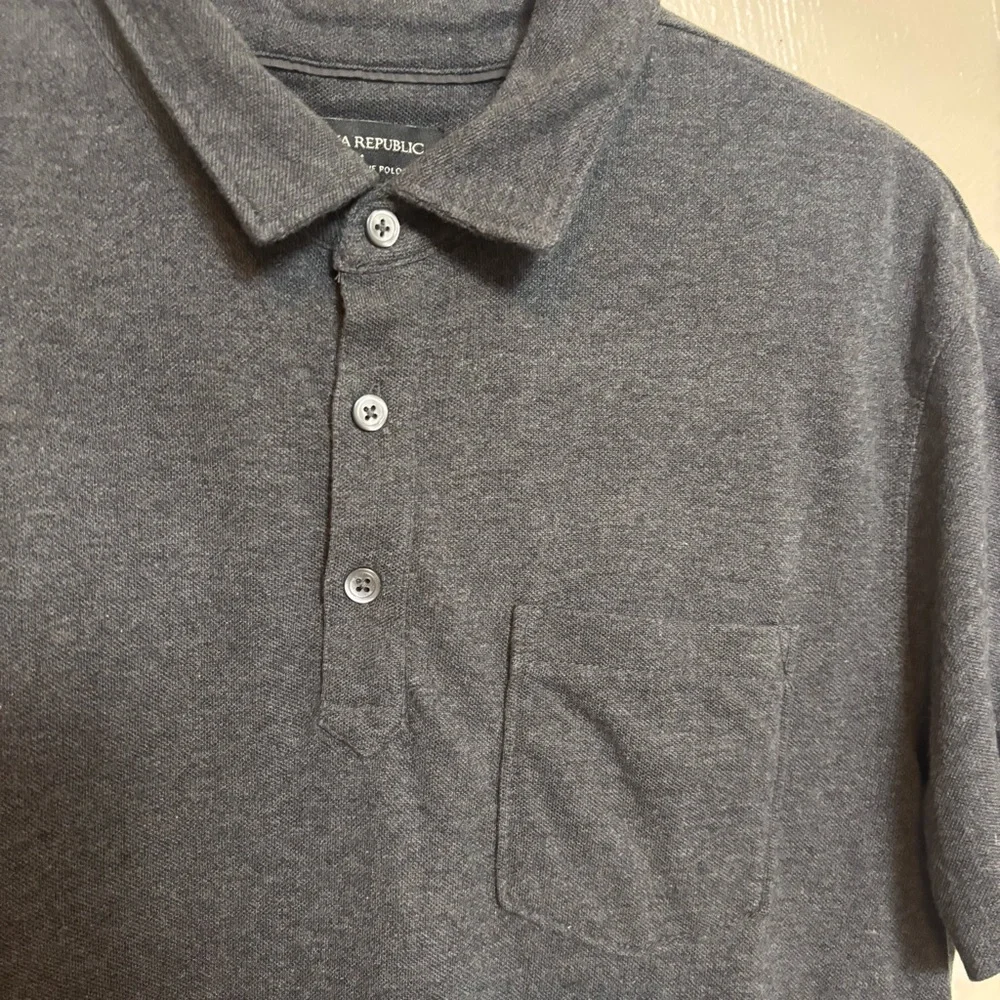 Banana Republic Men's Shirt Wicking‎ Pique Polo Short Sleeve Gray Size Medium